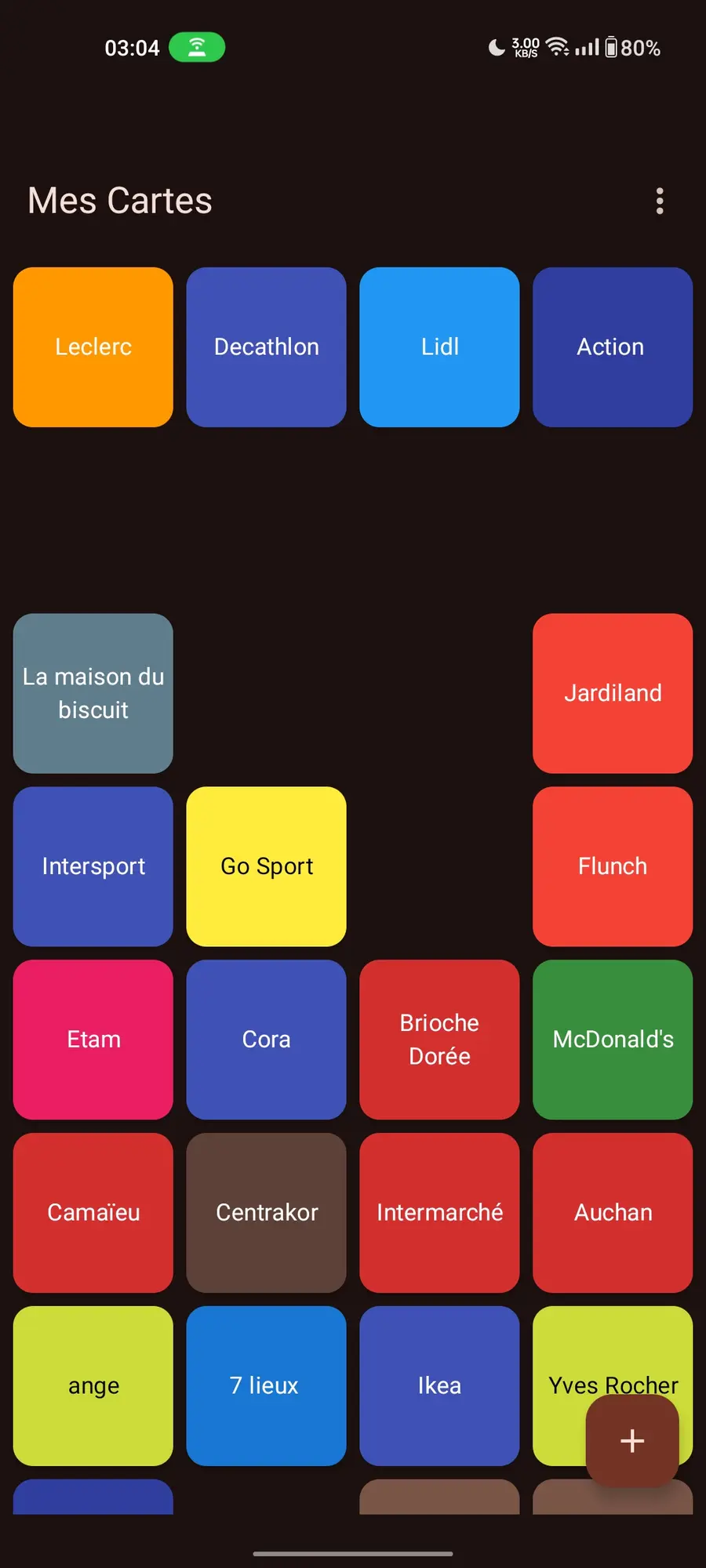 Capture d’écran de l’application Android native affichant la liste des cartes de fidélité